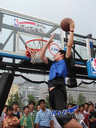 尽管出场时 尽管出场时