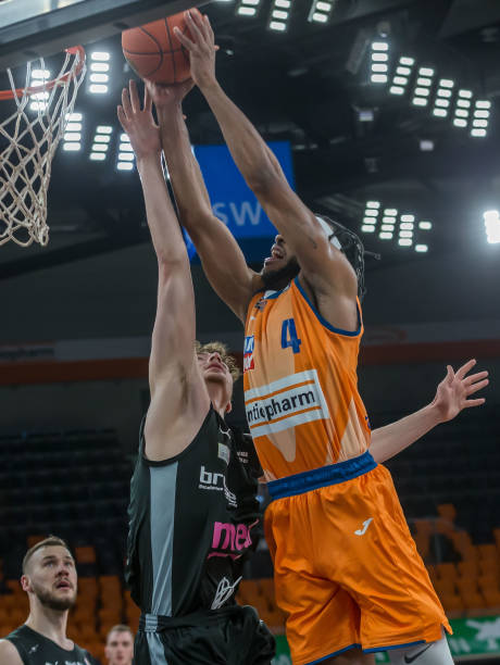 的沟通和明 的沟通和明